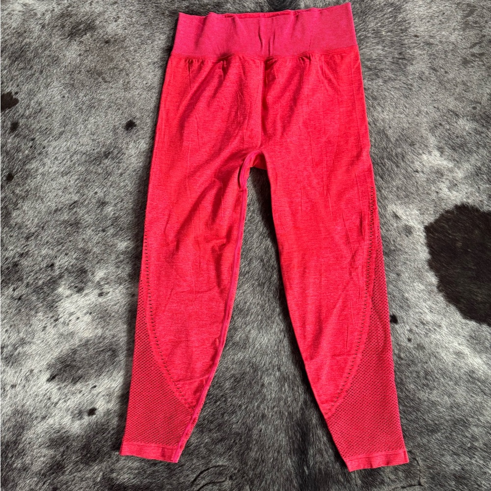 Victoria’s Secret pink Seamless Red Active Leggings